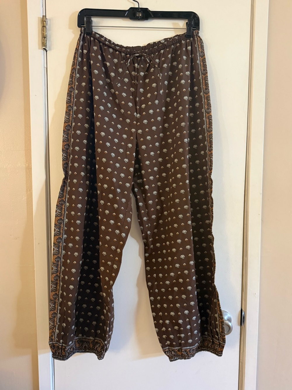 Doen Set Amalia Top and Yarrow Pant Set - Picture 8 of 16